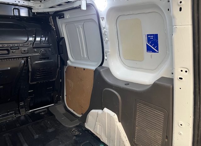 FORD TRANSIT CONNECT TREND lleno
