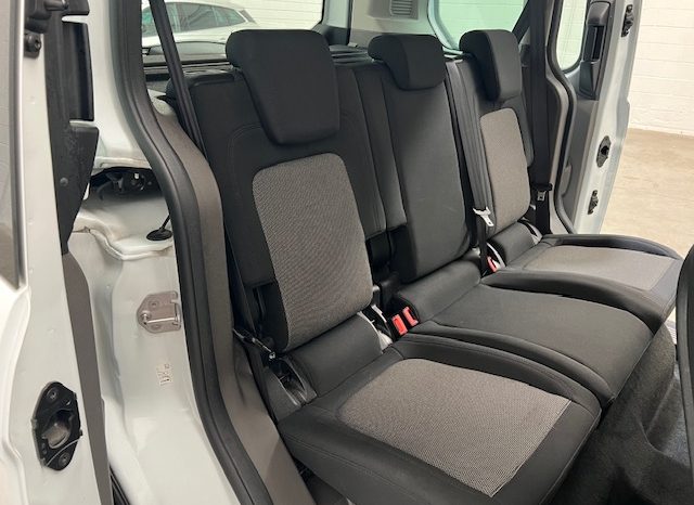 FORD – TOURNEO CONNECT 1.5 TDCI lleno