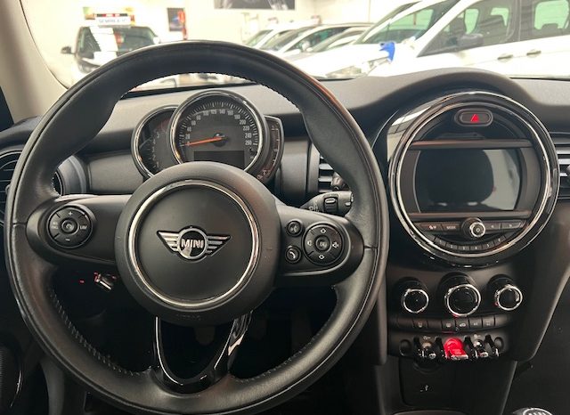 MINI –  ONE D 5 PUERTAS 95 CV lleno