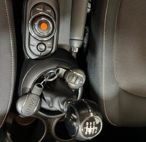 MINI –  ONE D 5 PUERTAS 95 CV lleno