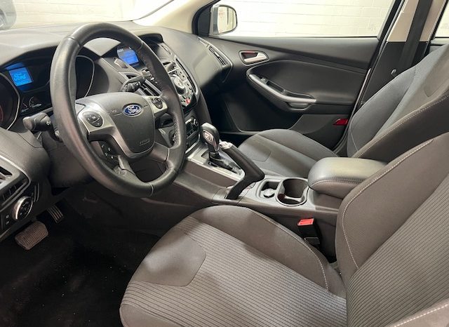 FORD – FOCUS 2.0 TDCI 163 POWERSHIFT TITANIUM lleno