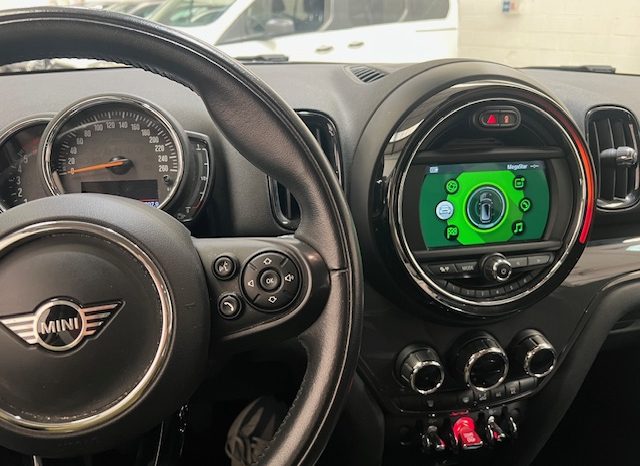 MINI – COUNTRYMAN COOPER D lleno