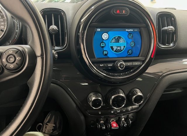 MINI – COUNTRYMAN COOPER D lleno