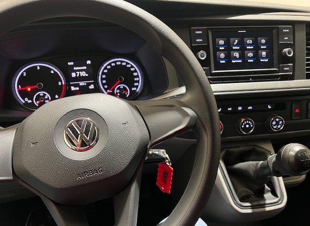 VOLKSWAGEN – TRANSPORTER L2H1, 2.0 TDI, 150 CV, 9 PLAZAS lleno