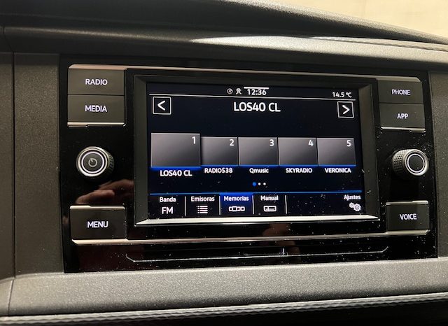 VOLKSWAGEN – TRANSPORTER L2H1, 2.0 TDI, 150 CV, 9 PLAZAS lleno