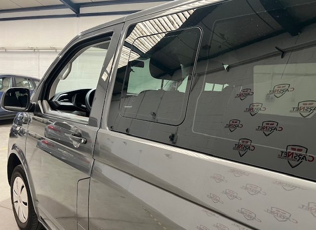 VOLKSWAGEN – TRANSPORTER L2H1, 2.0 TDI, 150 CV, 9 PLAZAS lleno