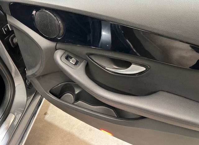 MERCEDES – CLASE C 220D STATE 194 CV lleno