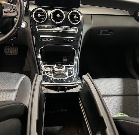 MERCEDES – CLASE C 220D STATE 194 CV lleno