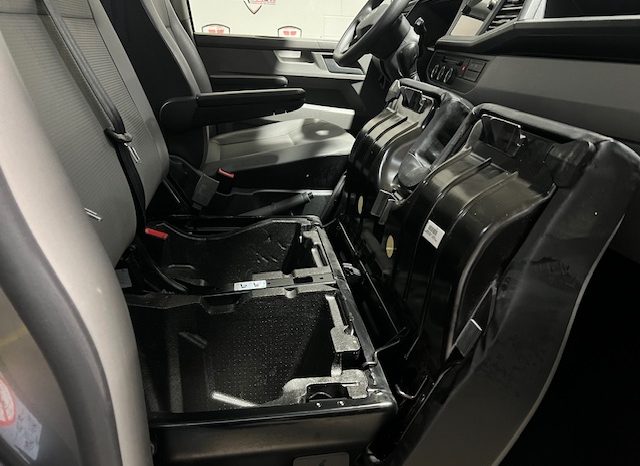 VOLKSWAGEN  – CARAVELLE 2.0 TDI BMT DSG lleno