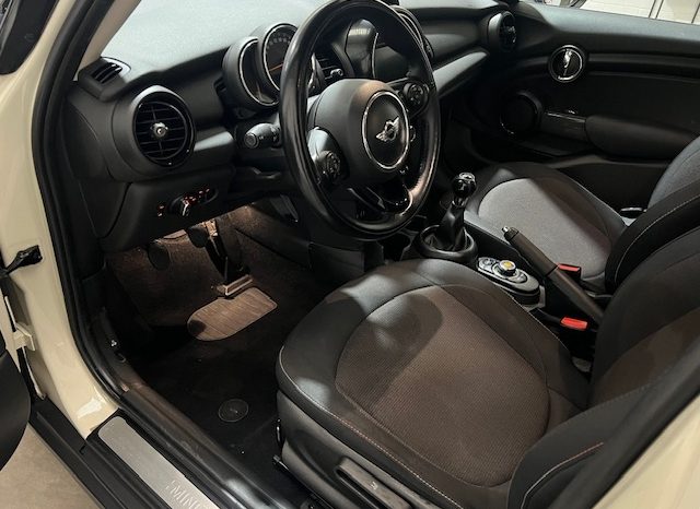 MINI  – ONE 5 PUERTAS lleno