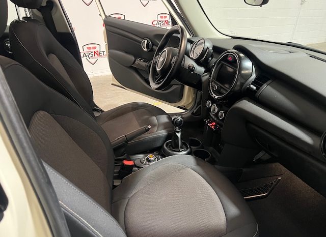 MINI  – ONE 5 PUERTAS lleno