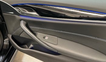 BMW  – SERIE 5 525DA TOURING “M” lleno