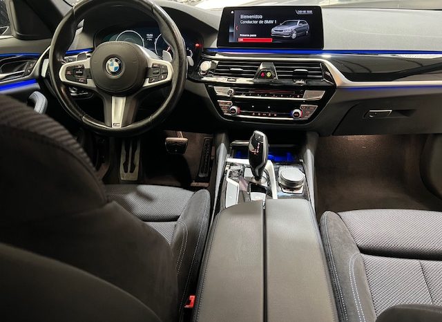 BMW  – SERIE 5 525DA TOURING “M” lleno