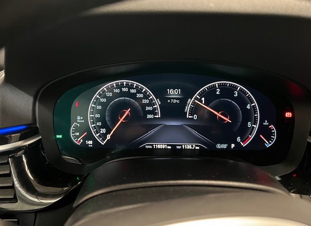 BMW  – SERIE 5 525DA TOURING “M” lleno