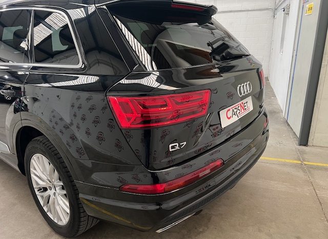 AUDI – Q7 3.0 TDI ULTRA QUATTRO TIPTRONIC S LINE lleno