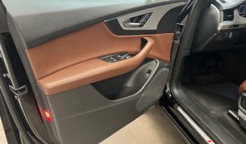 AUDI – Q7 3.0 TDI ULTRA QUATTRO TIPTRONIC S LINE lleno