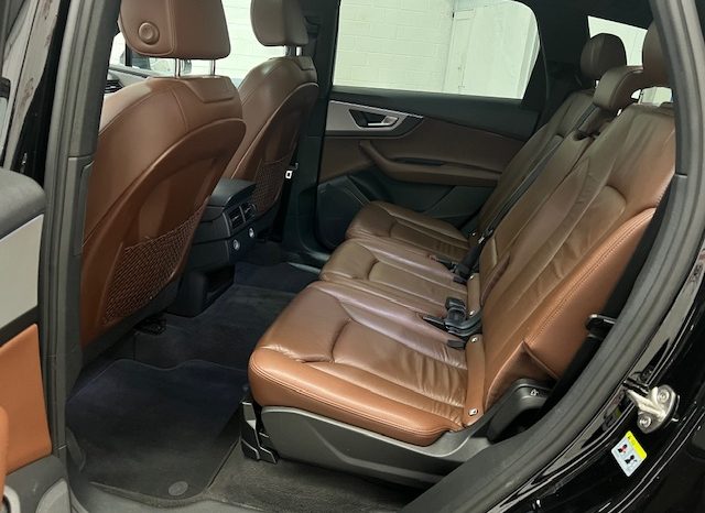 AUDI – Q7 3.0 TDI ULTRA QUATTRO TIPTRONIC S LINE lleno