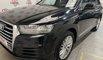 AUDI – Q7 3.0 TDI ULTRA QUATTRO TIPTRONIC S LINE lleno