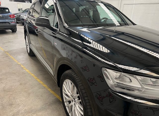 AUDI – Q7 3.0 TDI ULTRA QUATTRO TIPTRONIC S LINE lleno