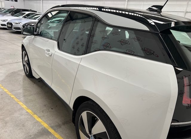 BMW – MODELO: I3 120 AH lleno