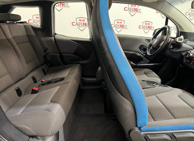 BMW – MODELO: I3 120 AH lleno