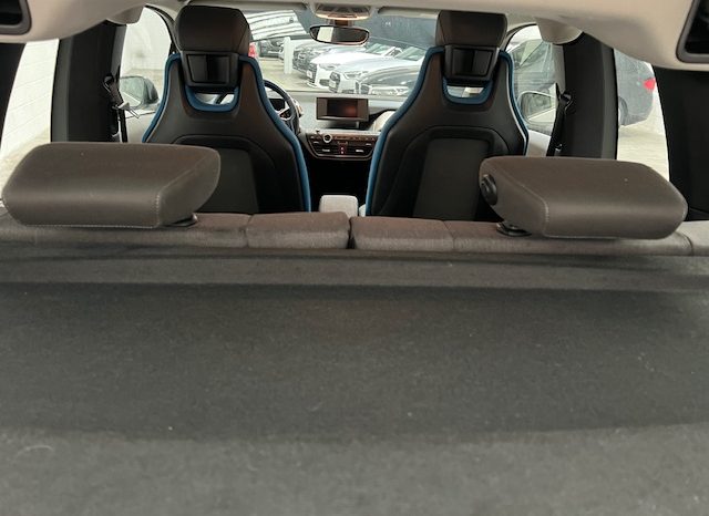 BMW – MODELO: I3 120 AH lleno