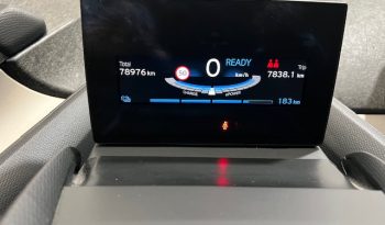 BMW – MODELO: I3 120 AH lleno